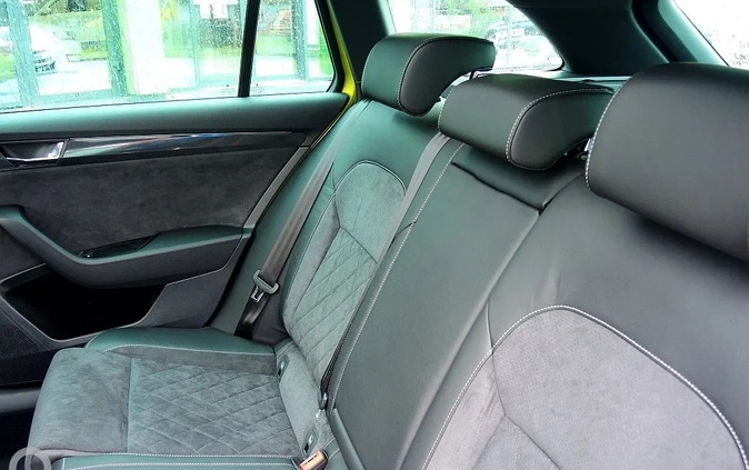 Skoda Superb cena 86100 przebieg: 131000, rok produkcji 2017 z Leśna małe 92